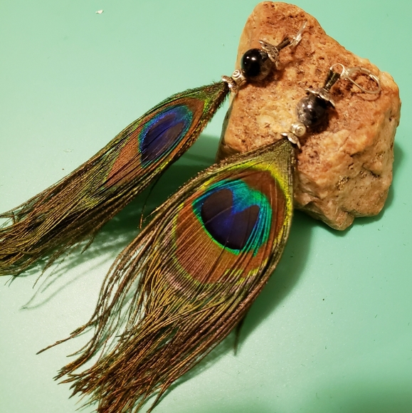 Beaded peacock 🦚 feather earrings - Picture 1 of 4